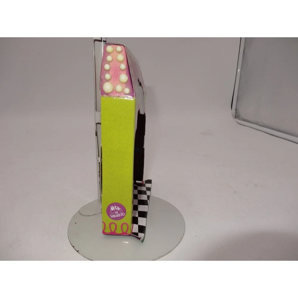 Lalaloopsy Mini Jewel Sparkles Figure Set with Pet Cat and Cardboard House‎